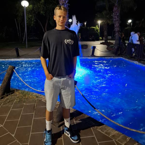 modelka s ID 0101SO2SN0 p031