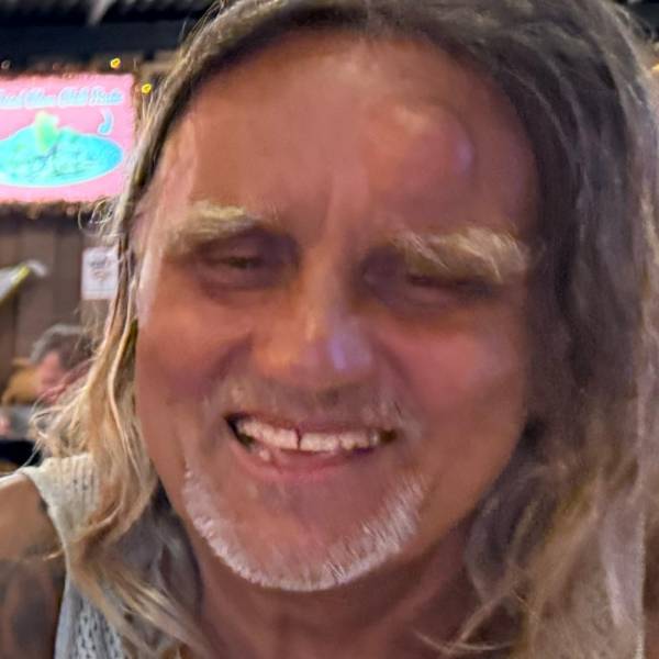 modelka s ID 0101T0VT19 p021