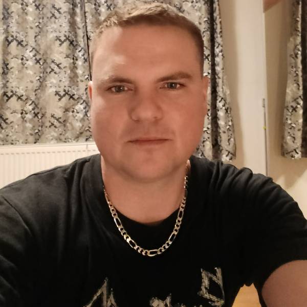 modelka s ID 0101TTYTMR p021