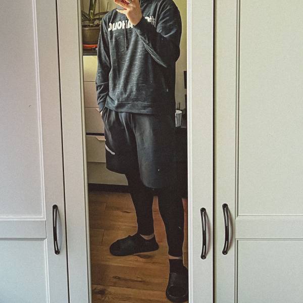 modelka s ID 0101U09G7W p031