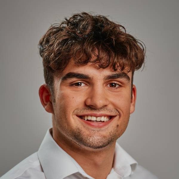 modelka s ID 0101U0XF3D p021