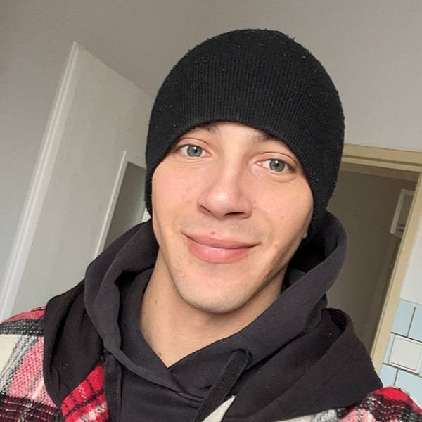 modelka s ID 0101U71JWT p021