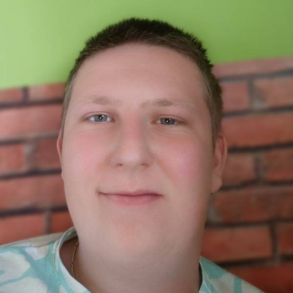 modelka s ID 0101U9C9H7 p021