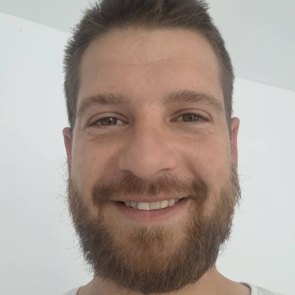 modelka s ID 0101U9GTOA p021