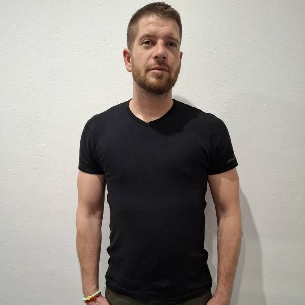 modelka s ID 0101U9GTOA p031