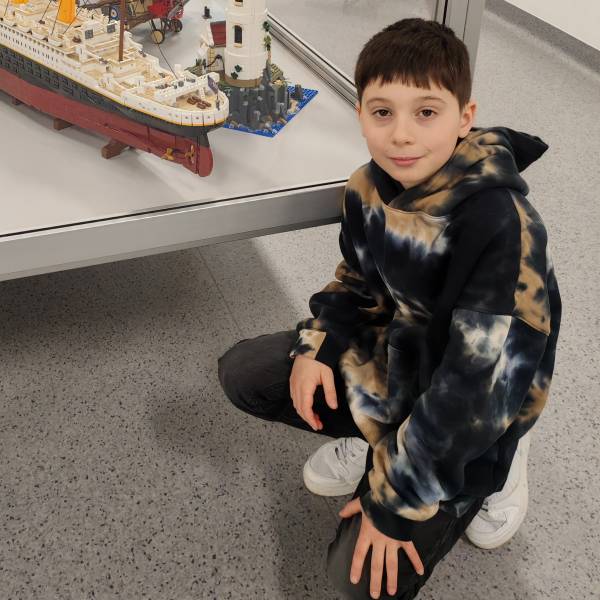 modelka s ID 0101UECQ9Q p021