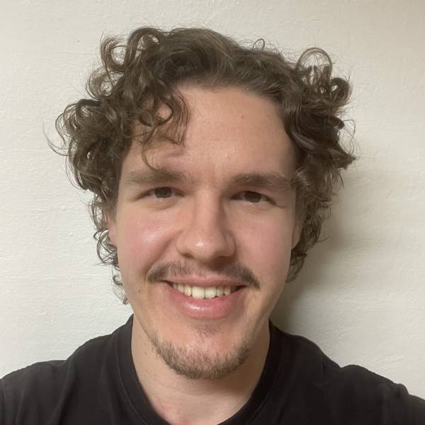 modelka s ID 0101UGUO0W p021