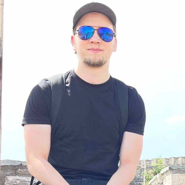 modelka s ID 0101UIOKC2 p031