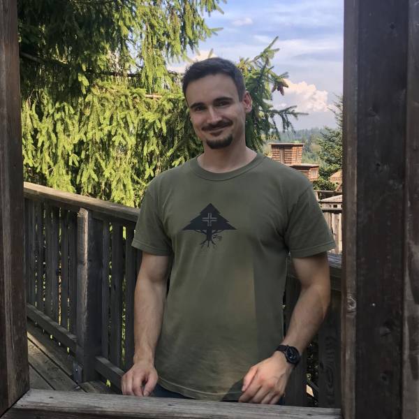 modelka s ID 0101UWXUEJ p031