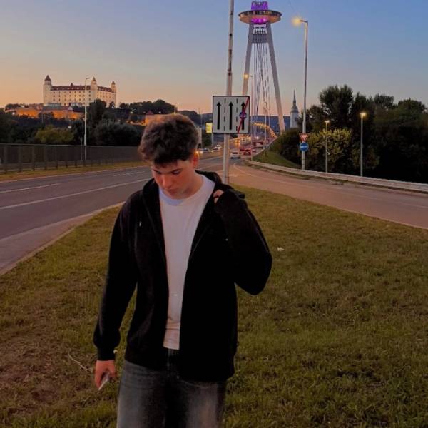 fotografia p014 profilu 0101VD7W8U