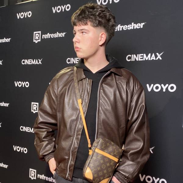 modelka s ID 0101VD7W8U p021