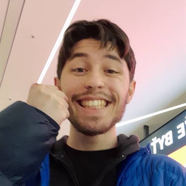 modelka s ID 0101VK84MY p021