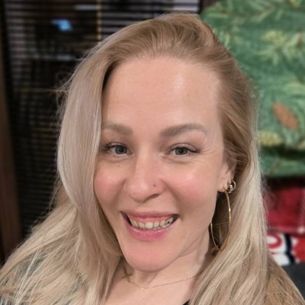 modelka s ID 0101VU07D1 p021