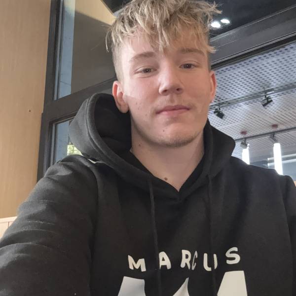 modelka s ID 0101WAS6UT p031