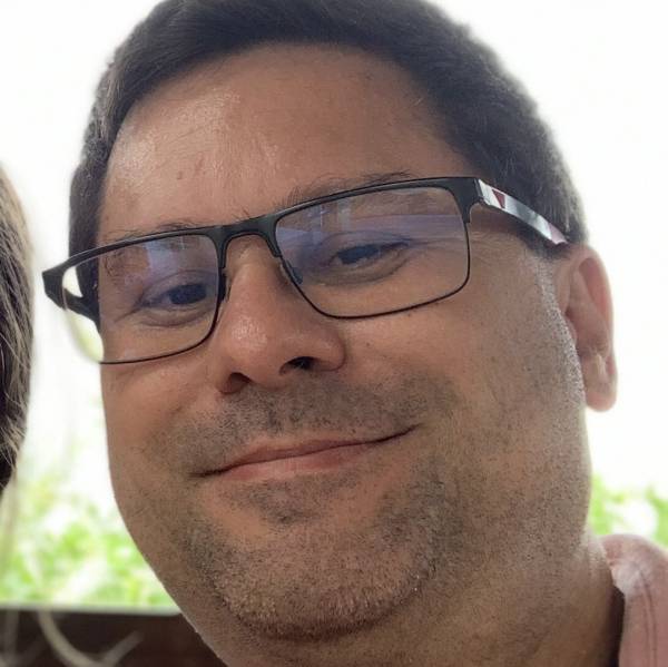 modelka s ID 0101WDESZF p021