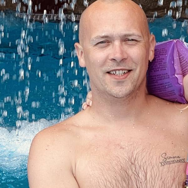 modelka s ID 0101WHQINN p021