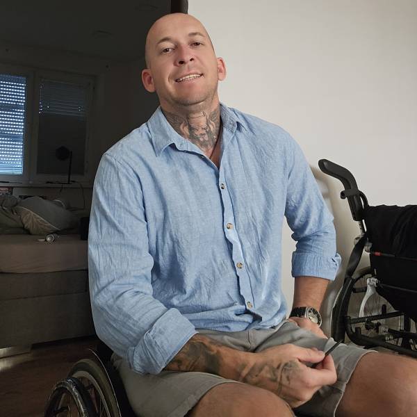 modelka s ID 0101X1F6II p021