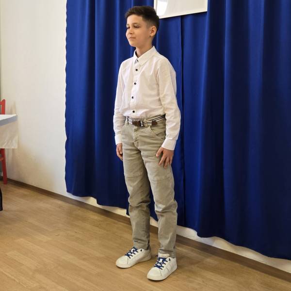 modelka s ID 0101XDPJO2 p031