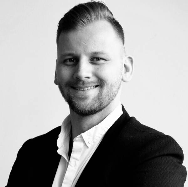 modelka s ID 0101XJBDIS p021