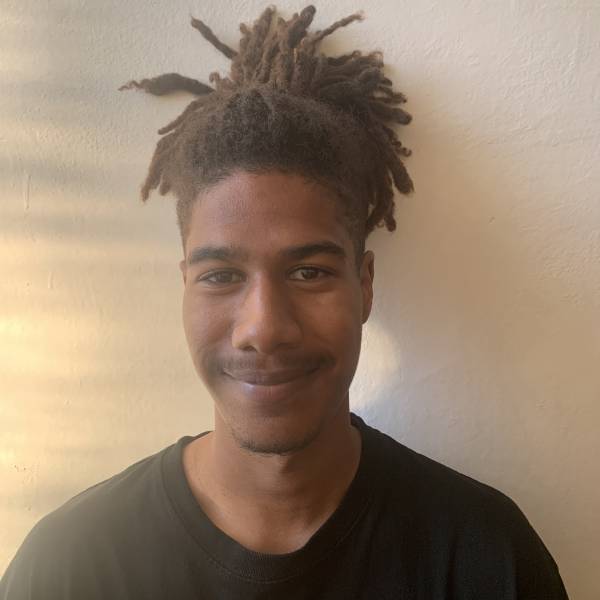 modelka s ID 0101XKXR3Y p021