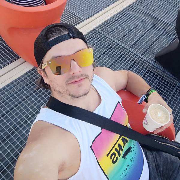 fotografia p014 profilu 0101XQEDJM