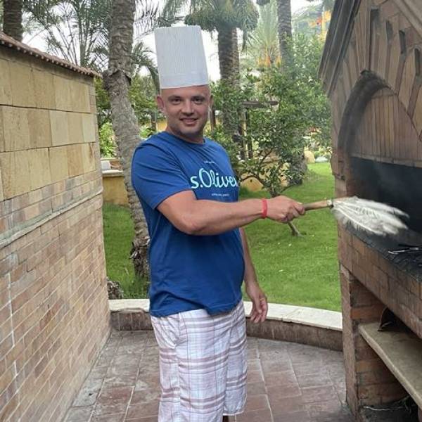 modelka s ID 0101XW8INY p021