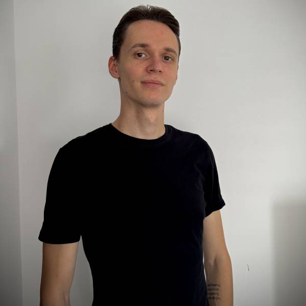 modelka s ID 0101Y0J2NP p031