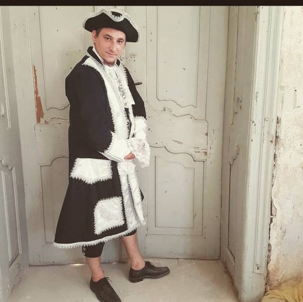 fotografia p013 profilu 0101Y6A5IO