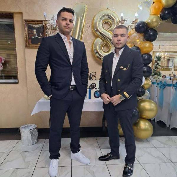 fotografia p015 profilu 0101YB647F