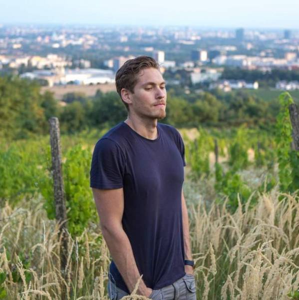 fotografia p013 profilu 0101YBVWAQ