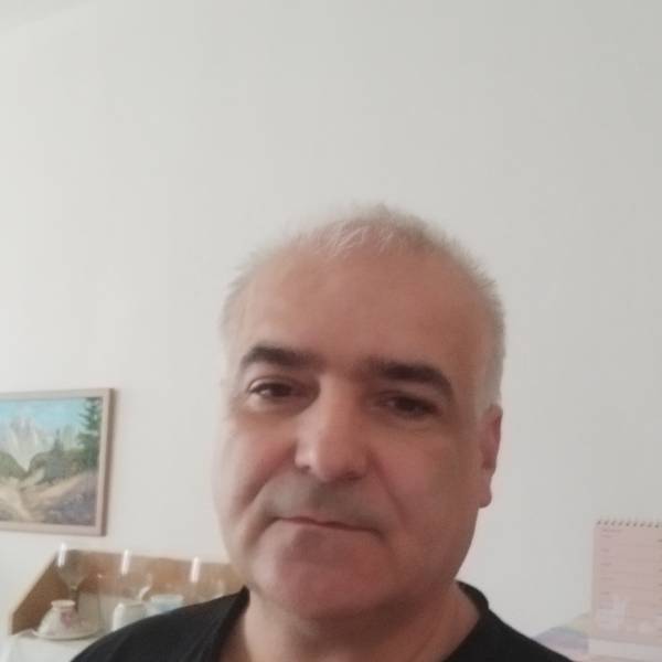 modelka s ID 0101YFNOE4 p021