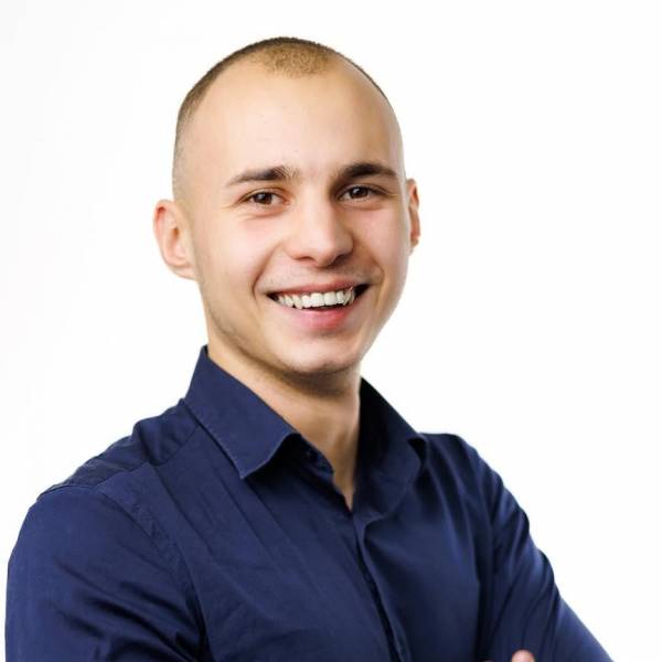 modelka s ID 0101YGIGF5 p021