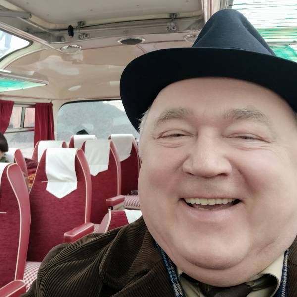 modelka s ID 0101YH4DF1 p021