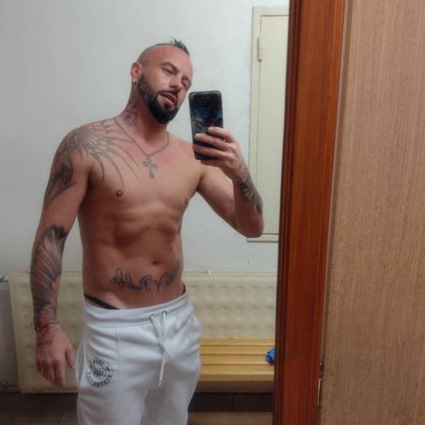 modelka s ID 0101YUMICD p031