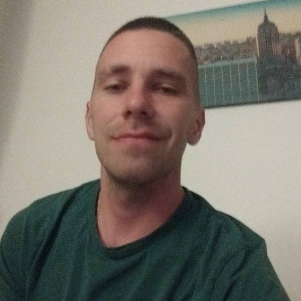 fotografia p012 profilu 0101YVX9HA