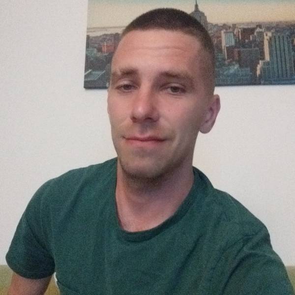 fotografia p014 profilu 0101YVX9HA