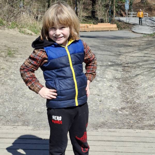 modelka s ID 0101Z8HNQX p021