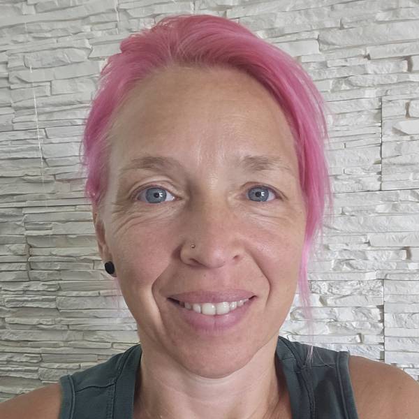 modelka s ID 010202DE5C p021