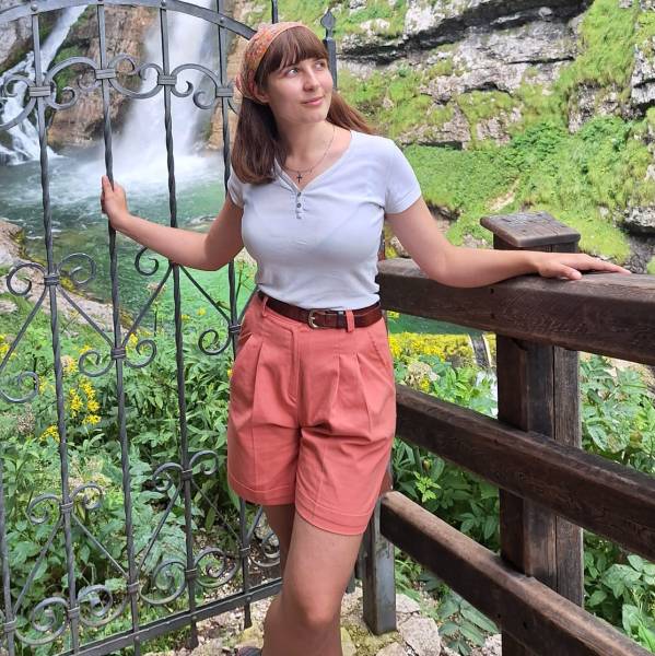 modelka s ID 010204A0PW p031