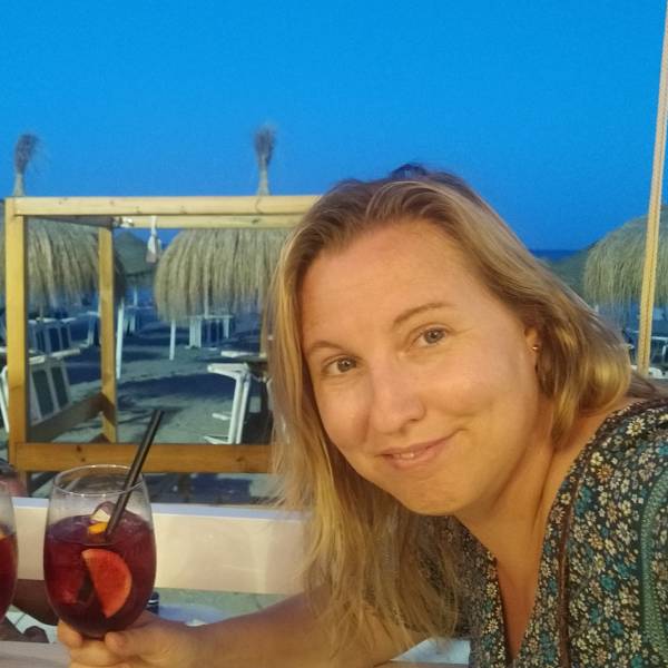 modelka s ID 01020GH54I p021