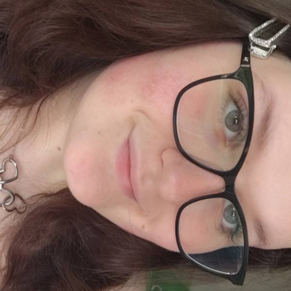 modelka s ID 01020KFLOK p021