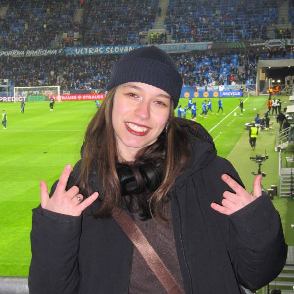 modelka s ID 01020MINVI p021