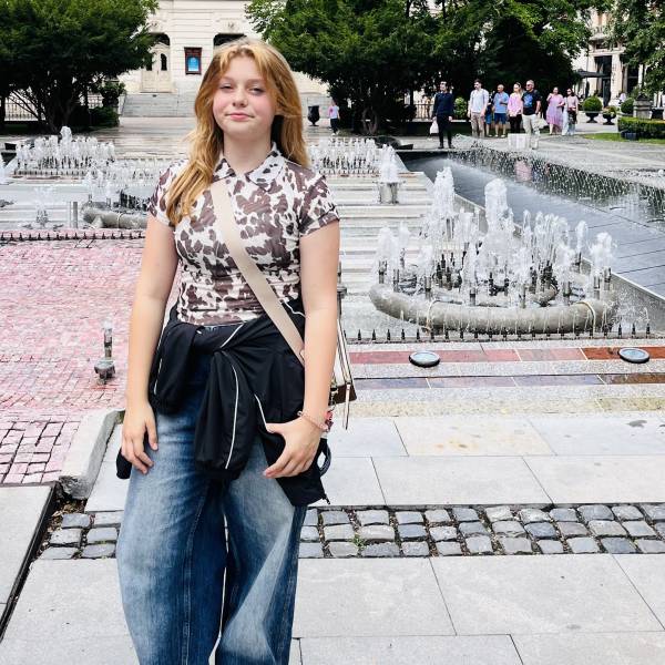 modelka s ID 01020NEPQX p031