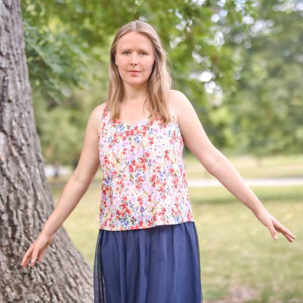 modelka s ID 01020U2GN9 p021