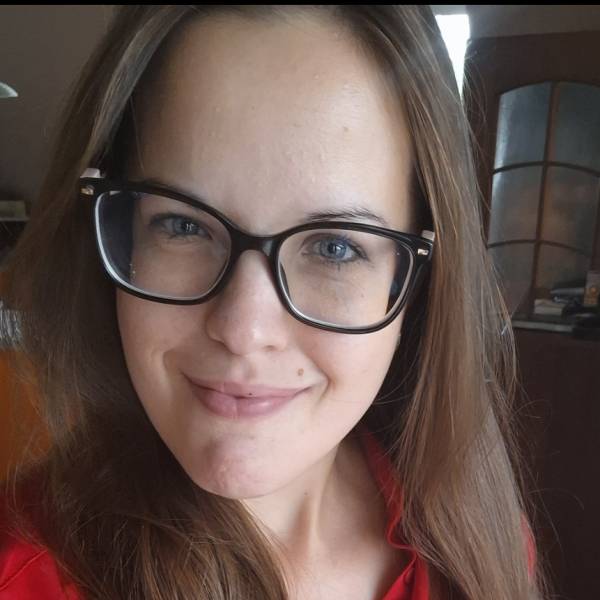 modelka s ID 01020YNK3K p021