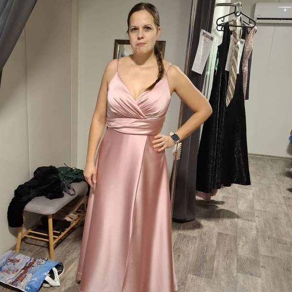 modelka s ID 01020YNK3K p031