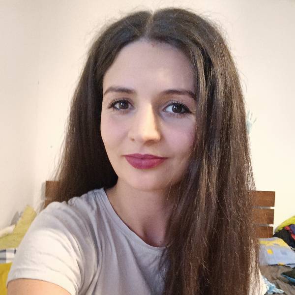 modelka s ID 01020ZXRQO p021