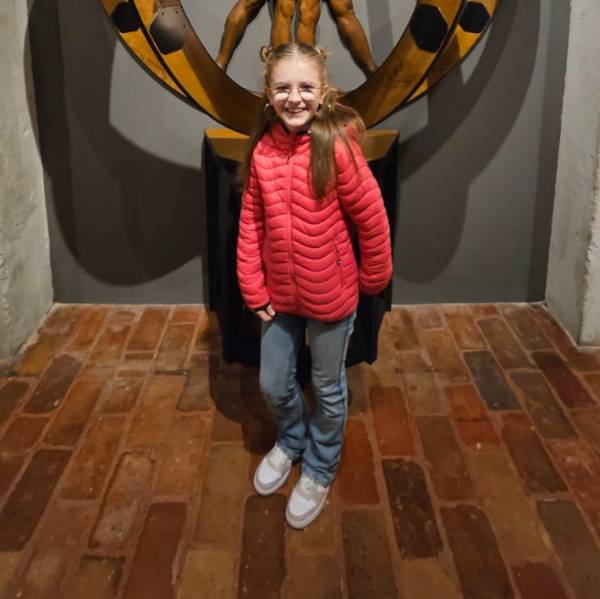 modelka s ID 01021546K6 p031