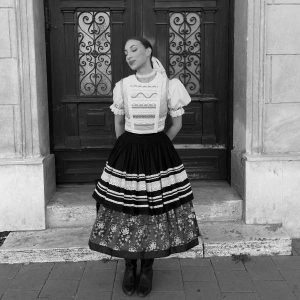 modelka s ID 010216XED1 p031