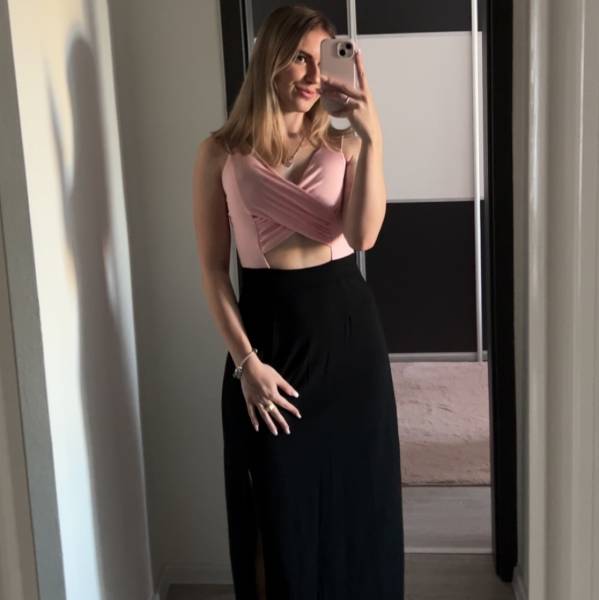 modelka s ID 0102170YP3 p031